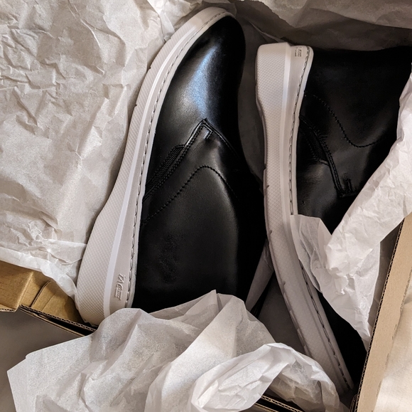 Clarks Men's Dennet Chukka Boot, 8 US, Black Leather, Never Worn - Picture 4 of 6